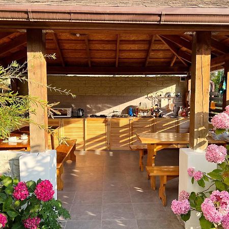 Hotel Golden Gagra Gagry Exterior photo