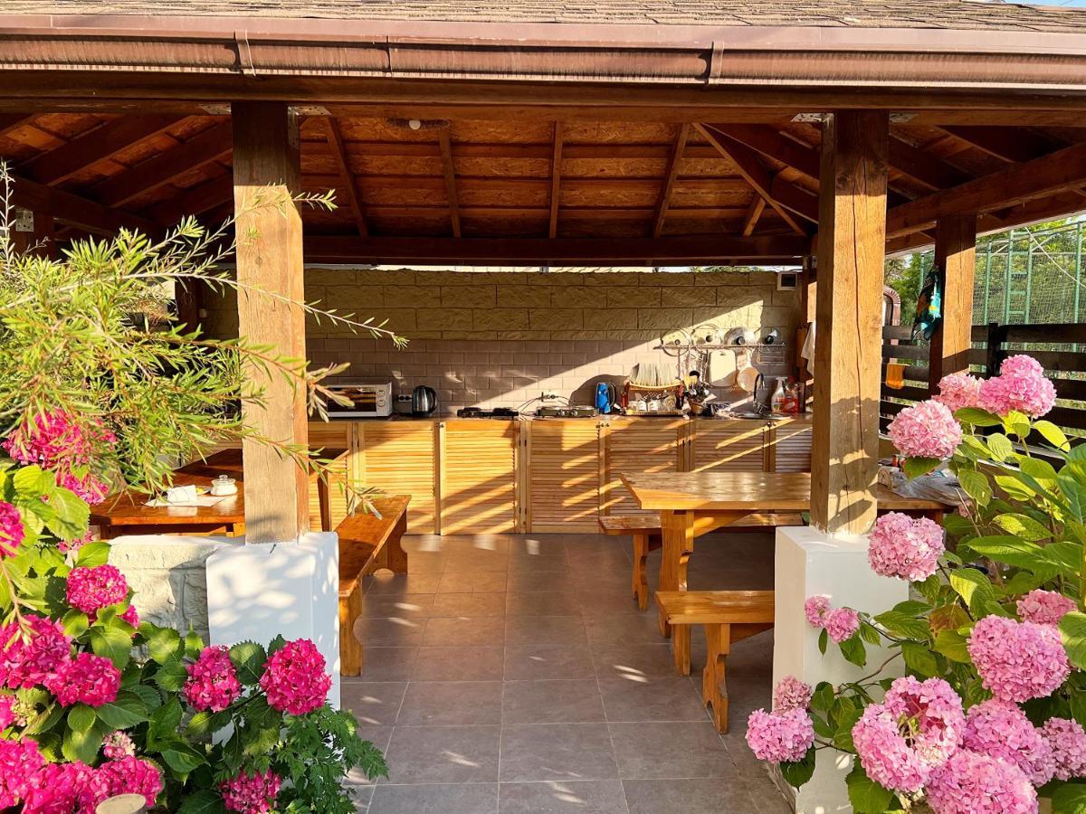 Hotel Golden Gagra Gagry Exterior photo